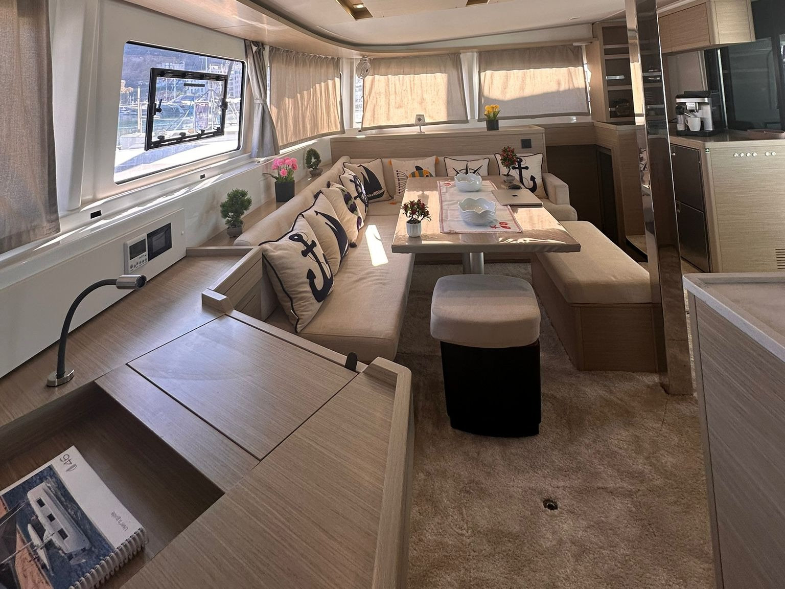 Lagoon 46 — photo 22
