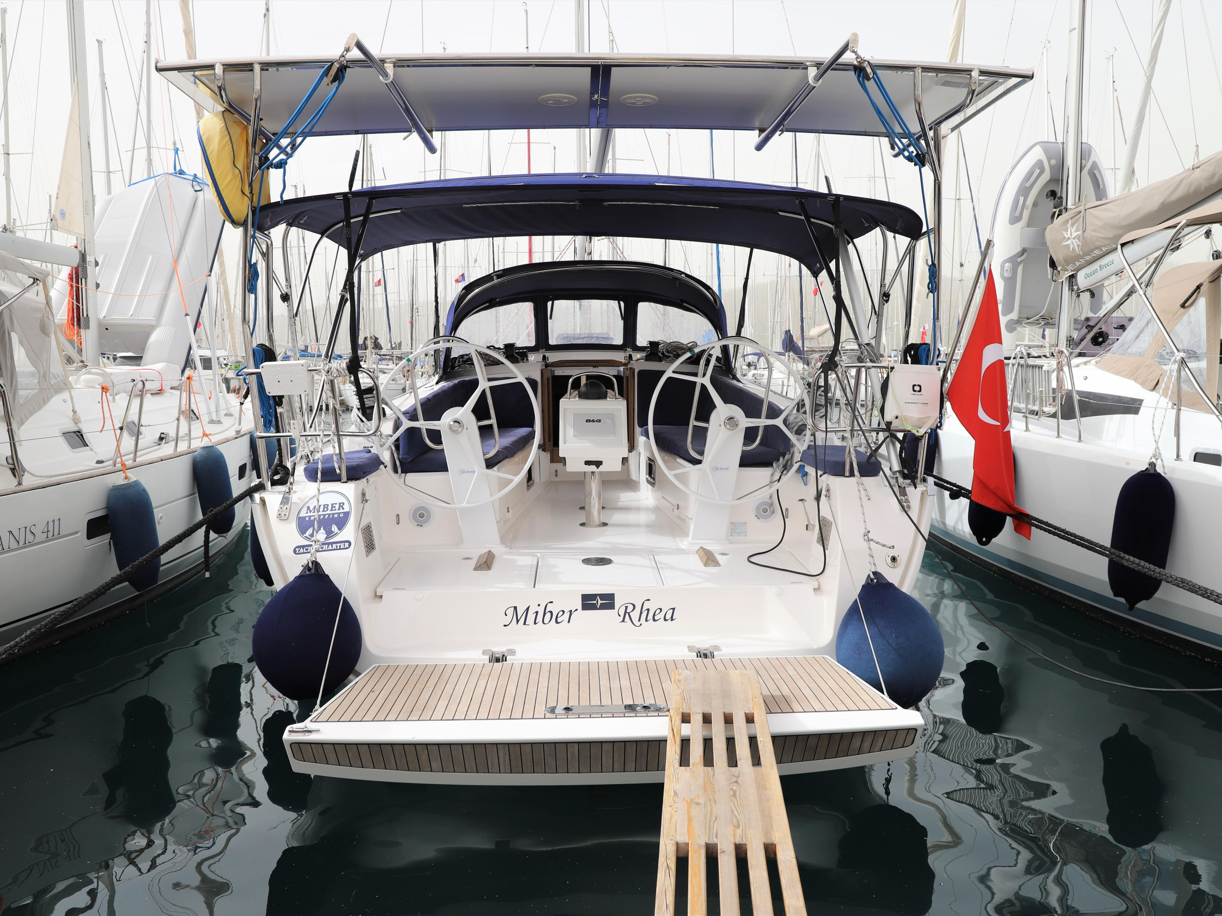 Bavaria Cruiser 41 — photo 8