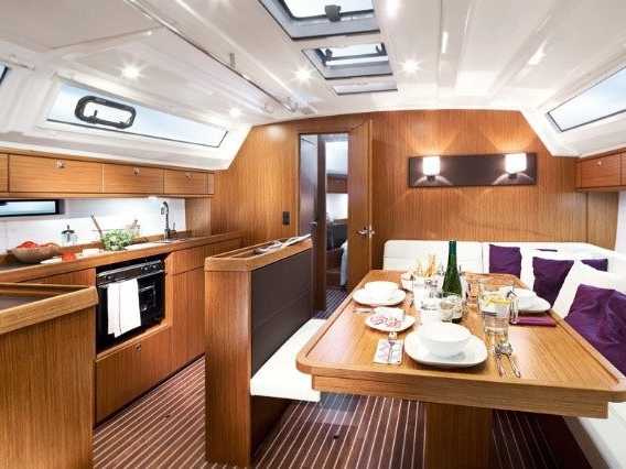 Bavaria Cruiser 46 — photo 10
