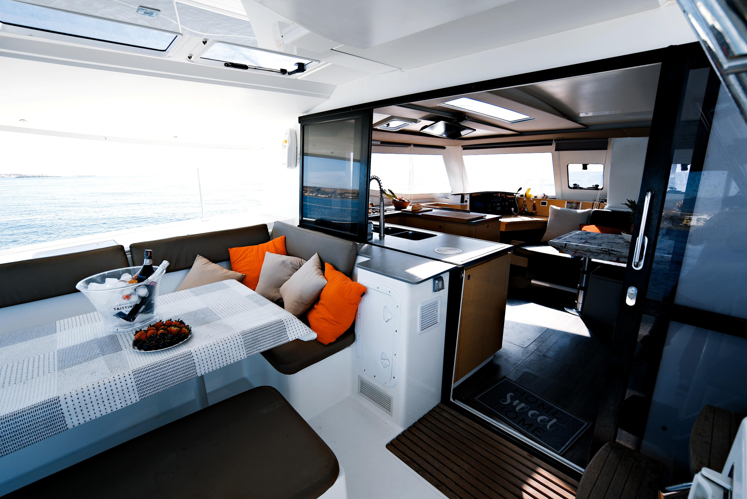 Helia 44 — photo 15