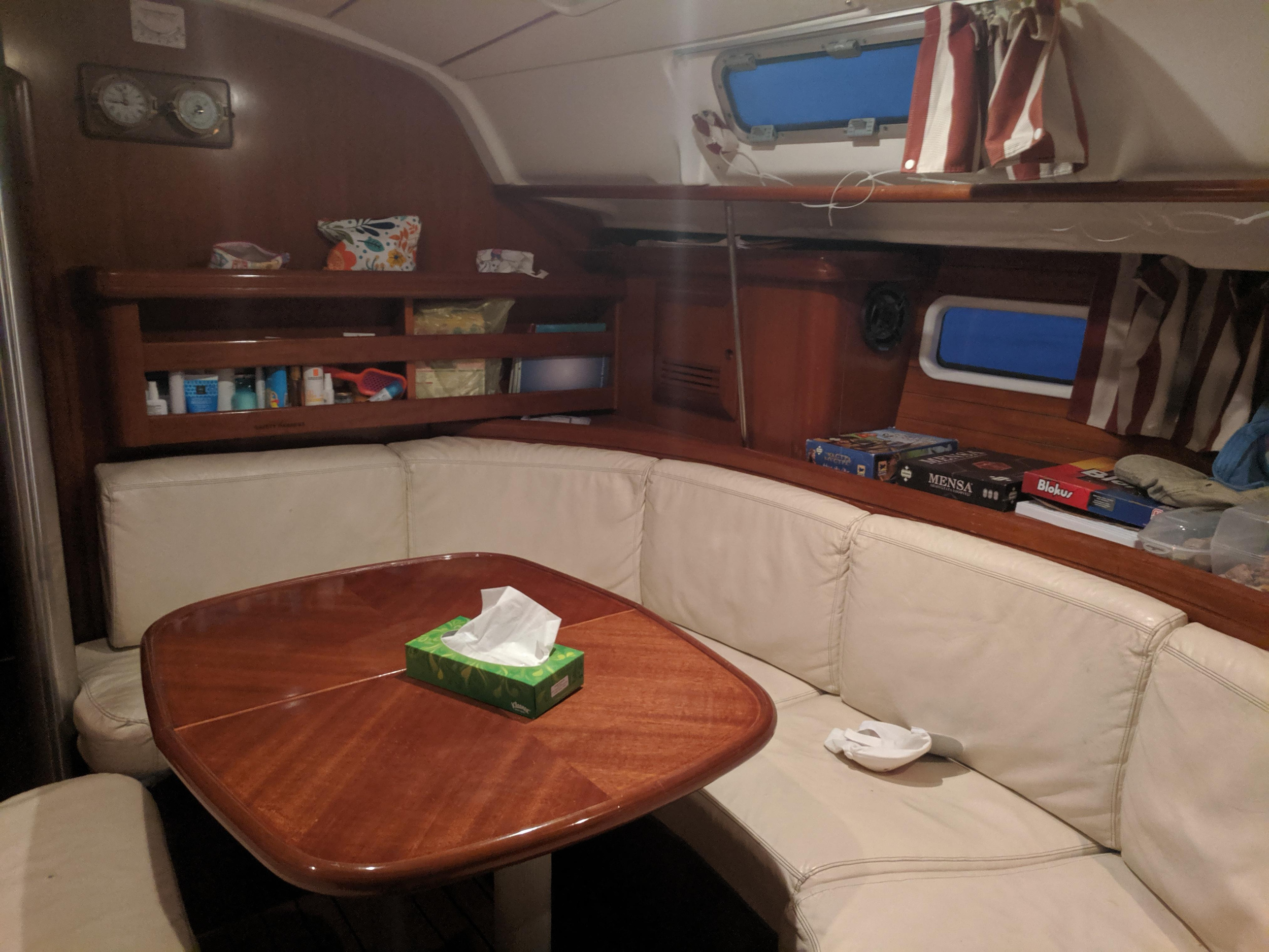 Oceanis Clipper 411 — photo 4