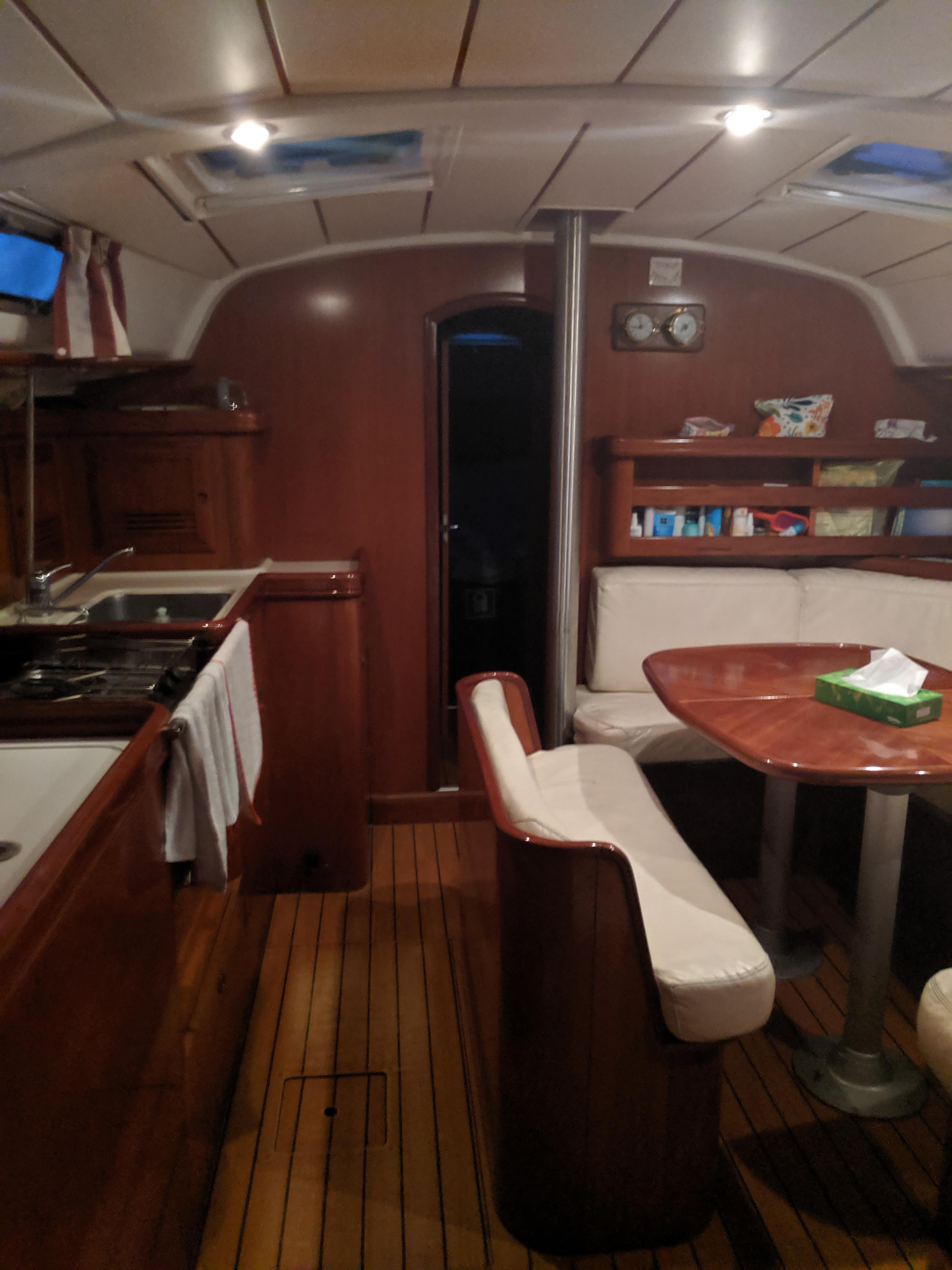 Oceanis Clipper 411 — photo 5