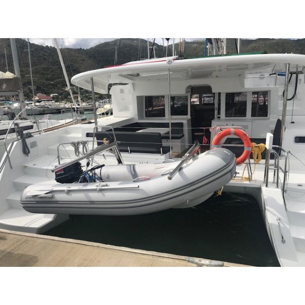 Lagoon 450 Fly — photo 20