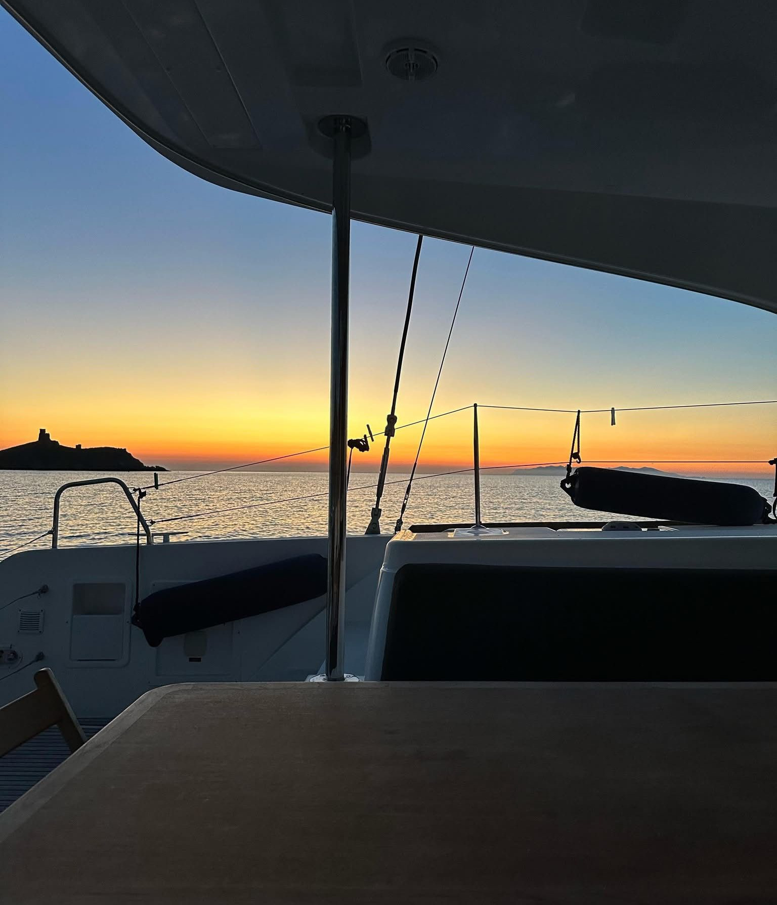 Lagoon 40 — photo 13