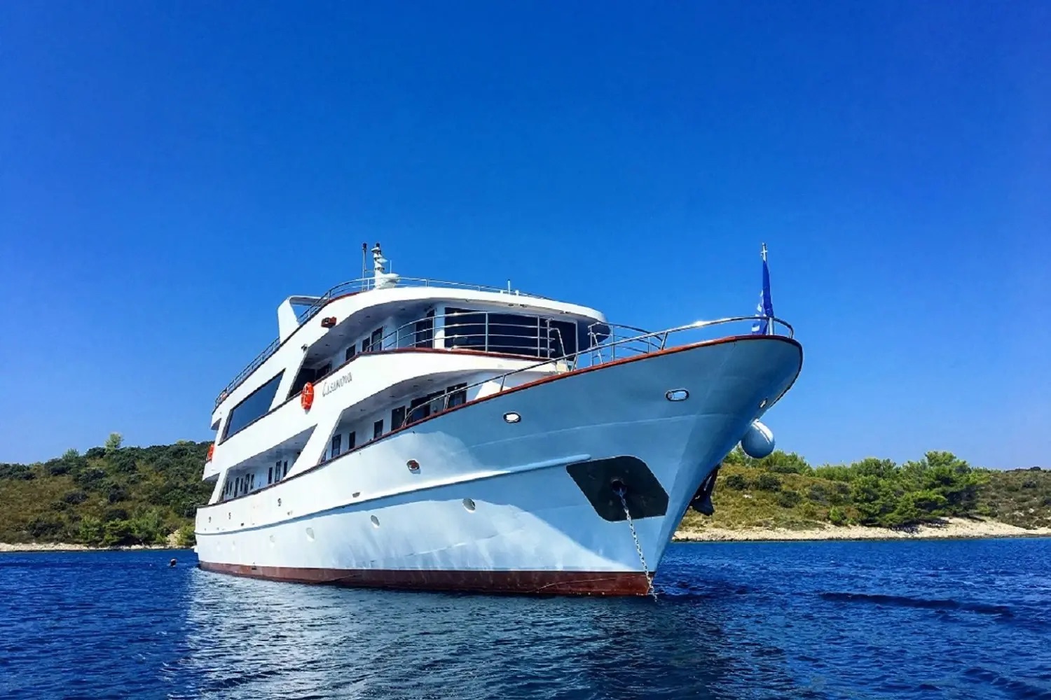 Motoryacht — photo 21