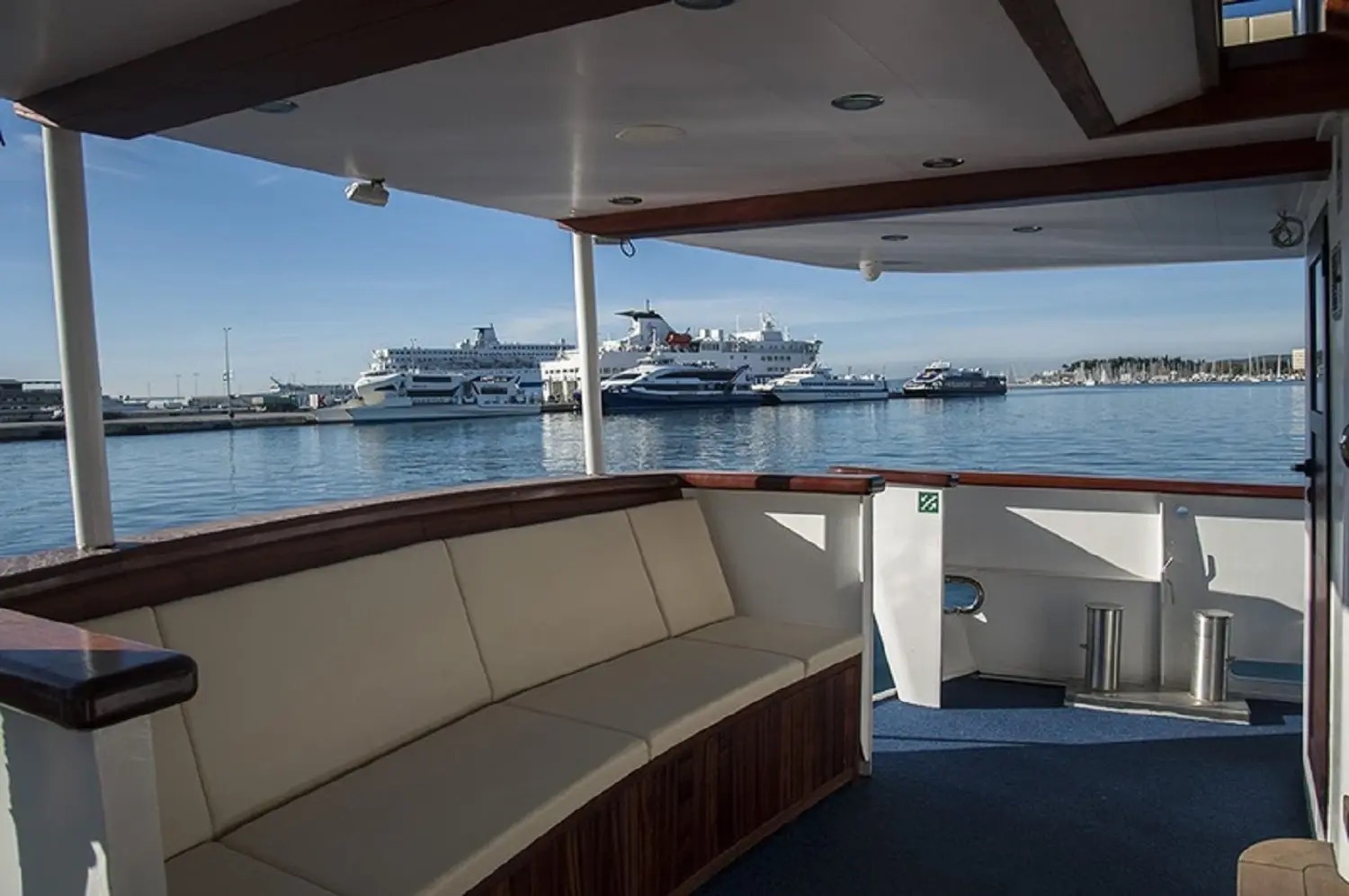 Motoryacht — photo 7