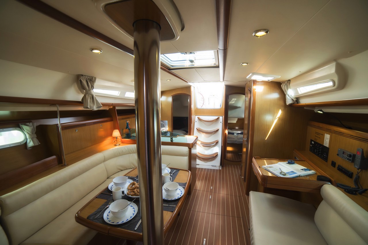Photo #2 - Sun Odyssey 42 i (Triton) en Volos - 24652