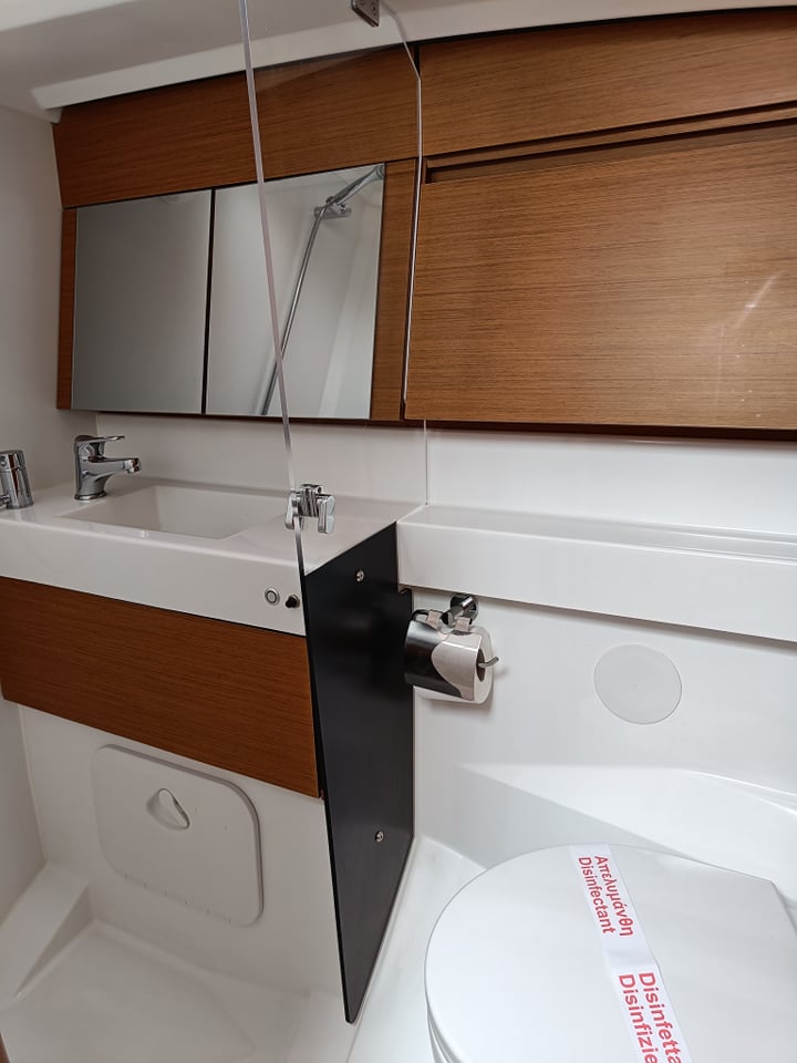 Photo #3 - Sun Odyssey 410 (Nerea) in Loutraki - 21164