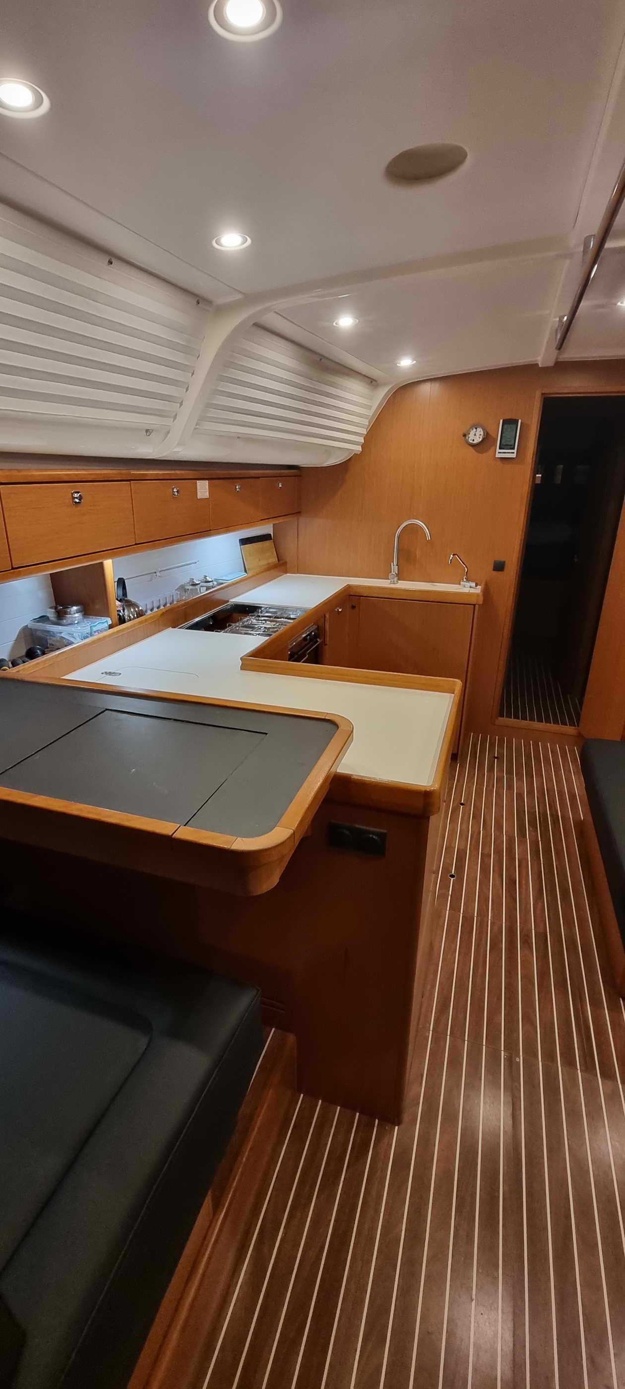 Bavaria Cruiser 51 (5 cab.) — photo 8