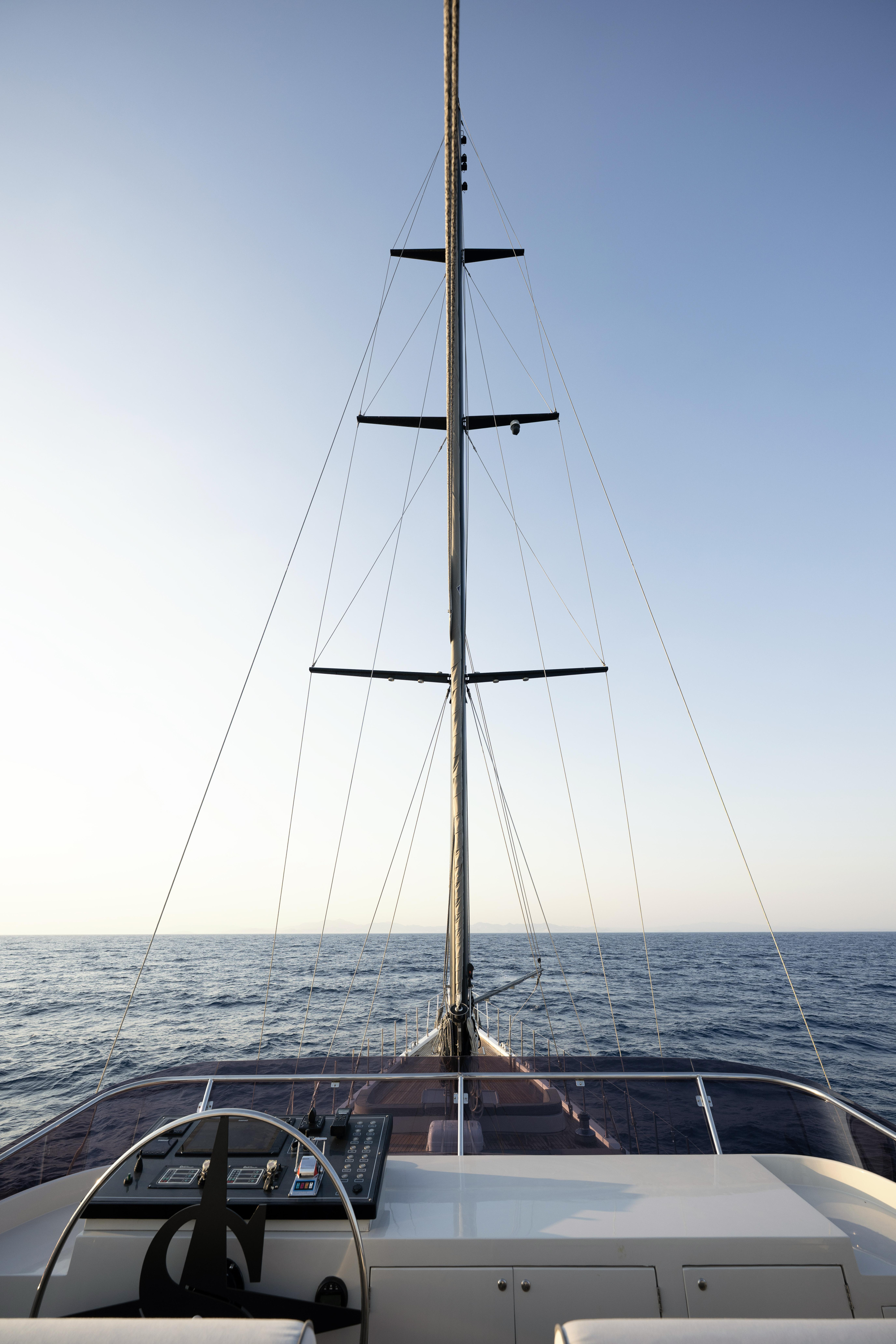Motor sailer — photo 16