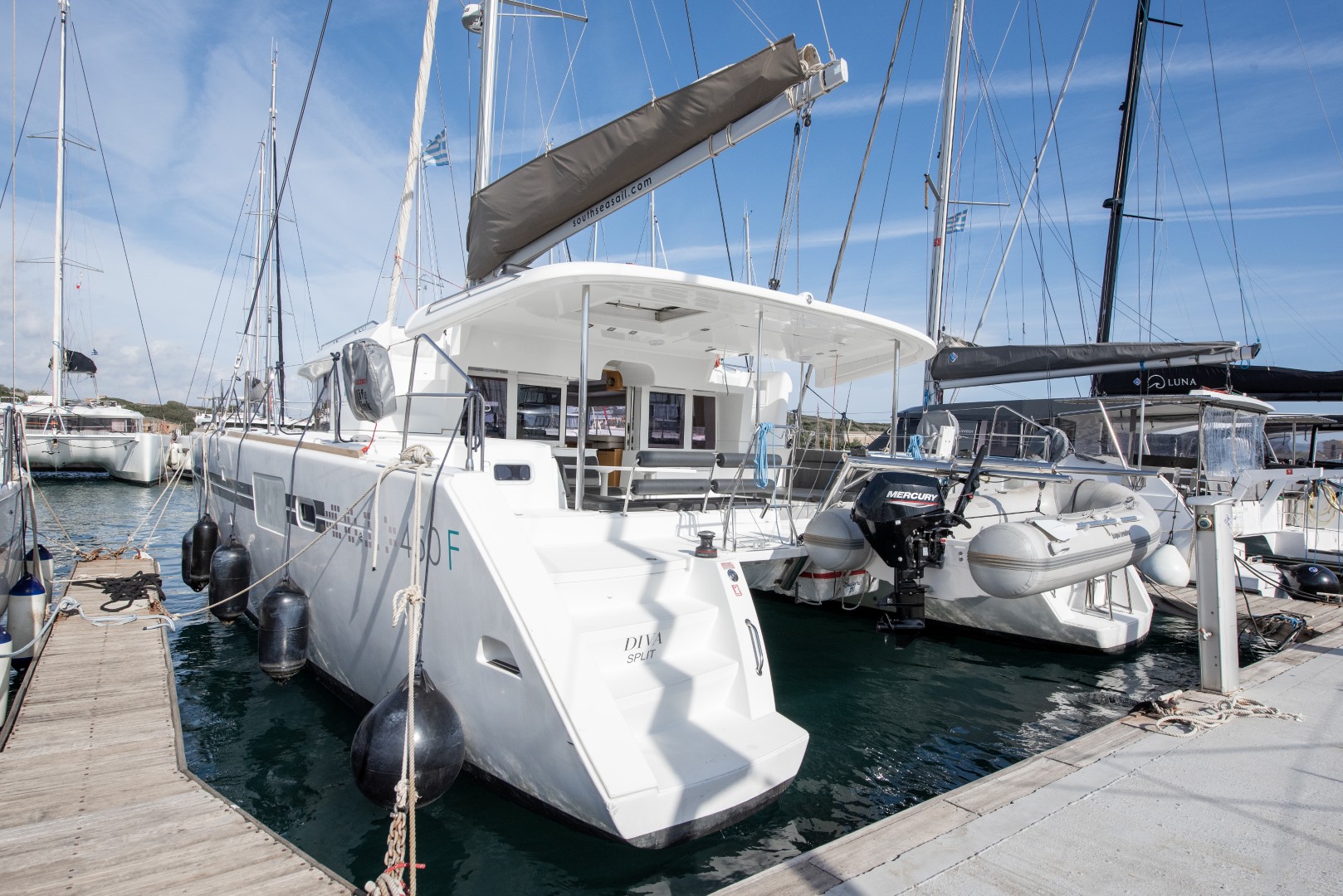 Lagoon 450 Fly — photo 7