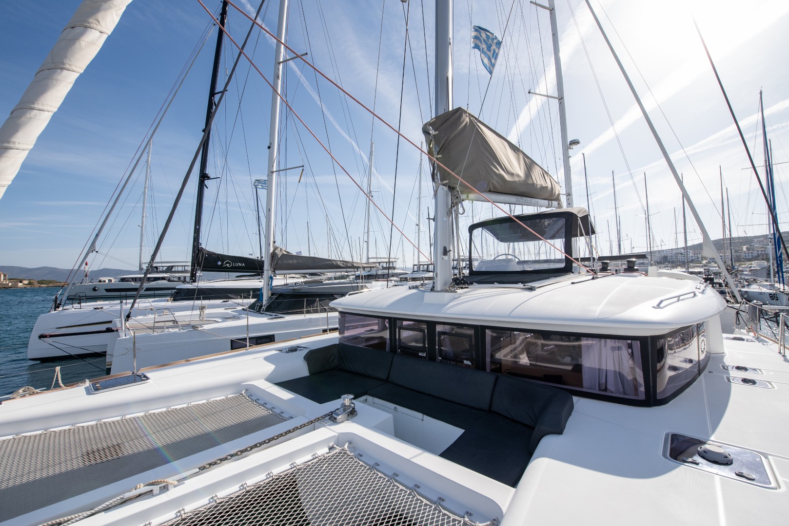 Lagoon 450 Fly — photo 26