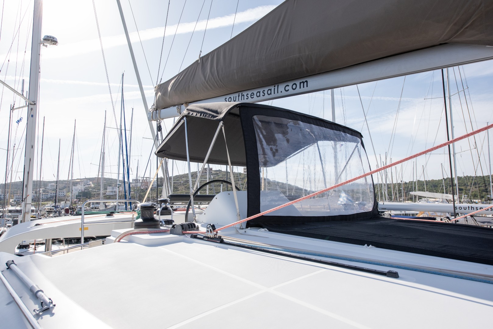Lagoon 450 Fly — photo 10