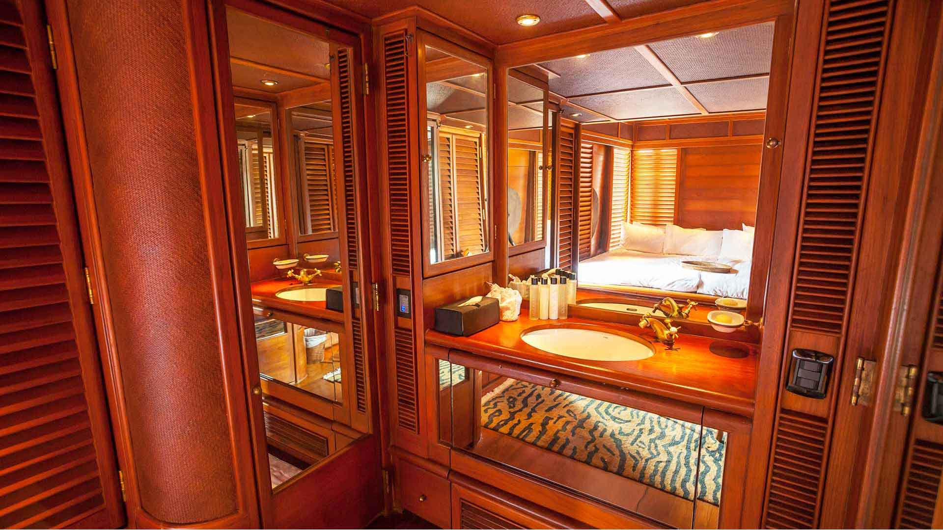 Motoryacht Maha Bhetra — photo 22