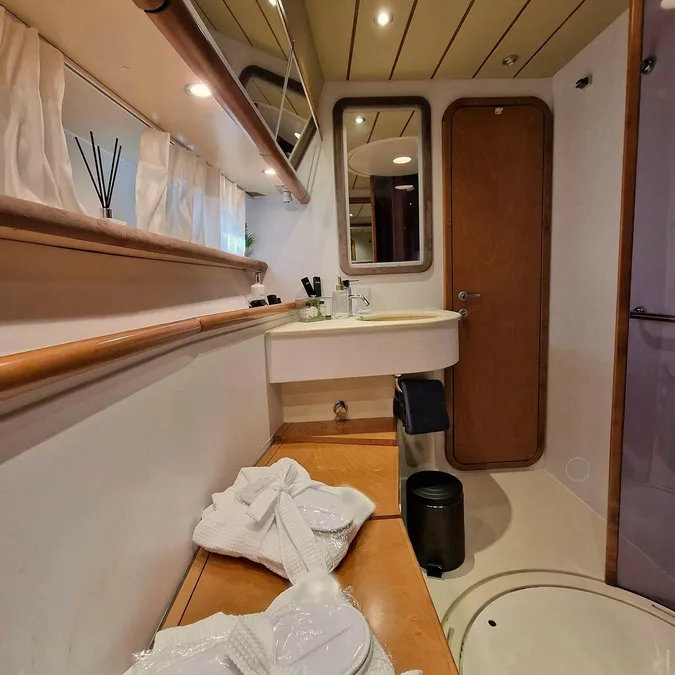 Ferretti Altura 52 — photo 7