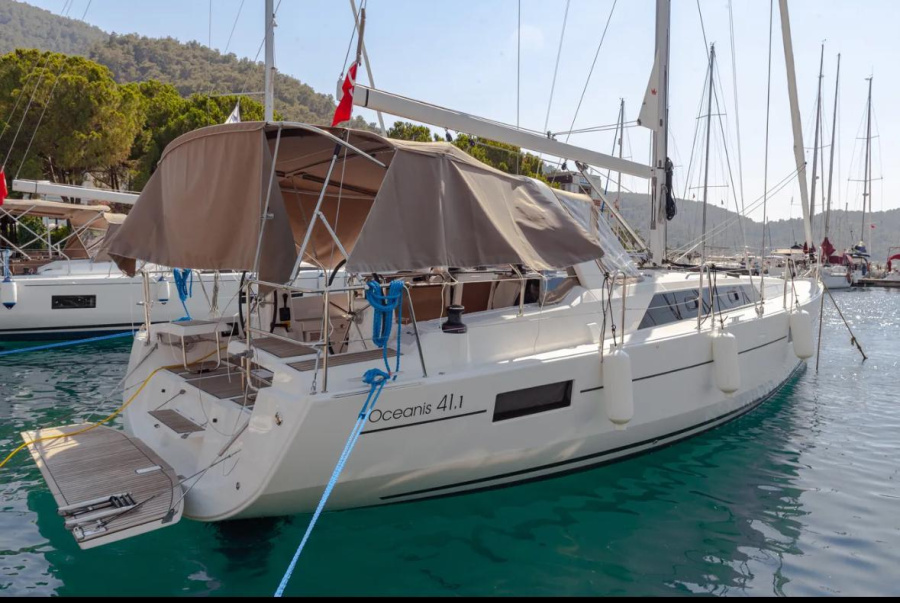 Oceanis 41.1 — photo 7
