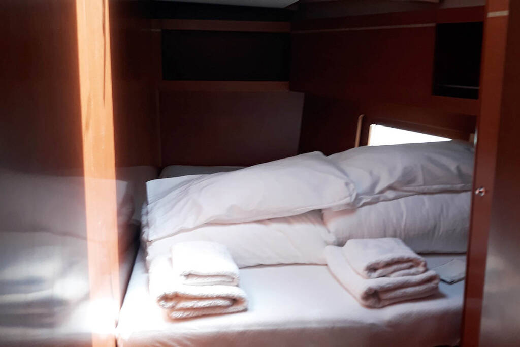 Oceanis 46.1 — photo 12