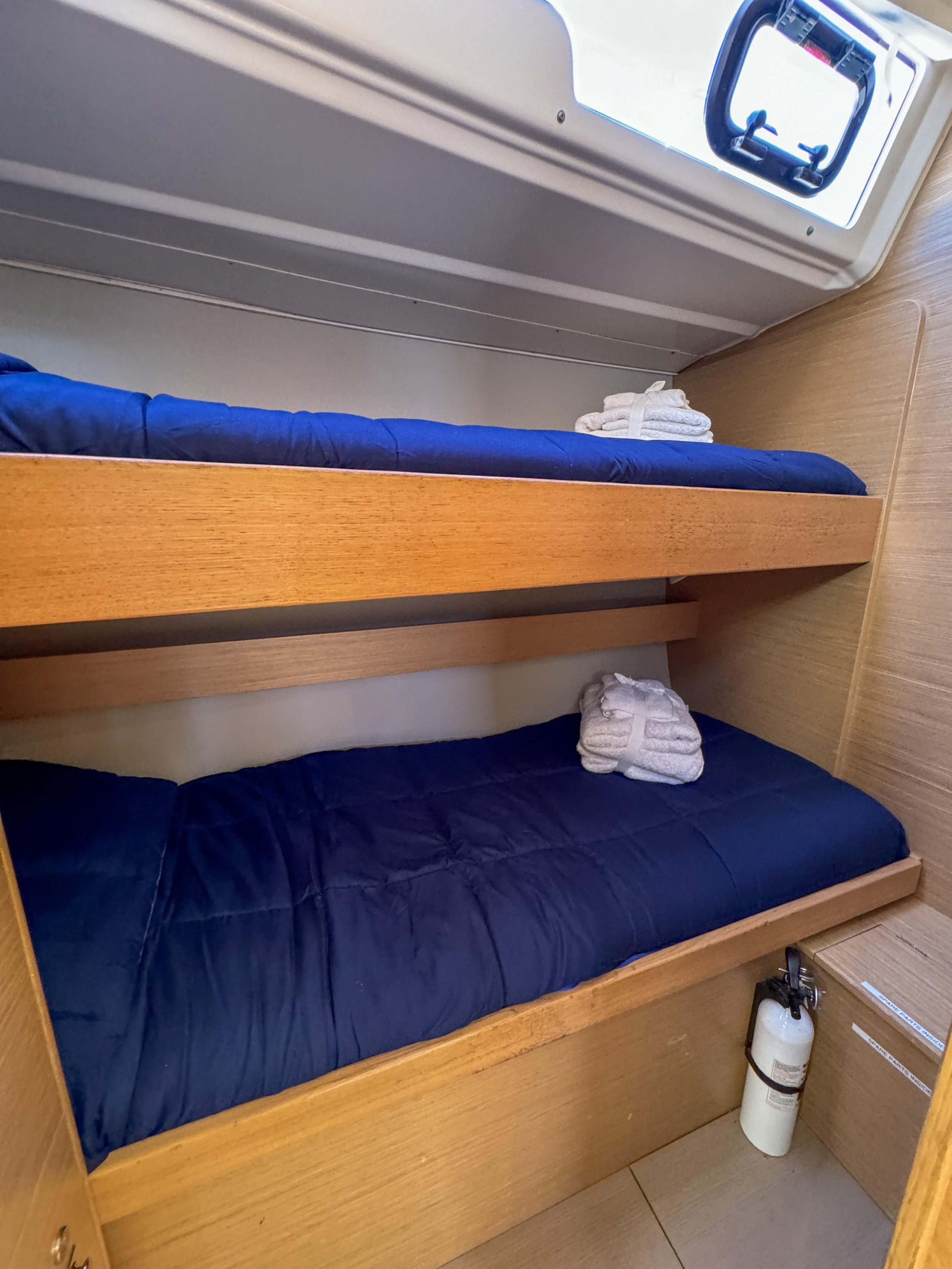 Dufour 430 — photo 16