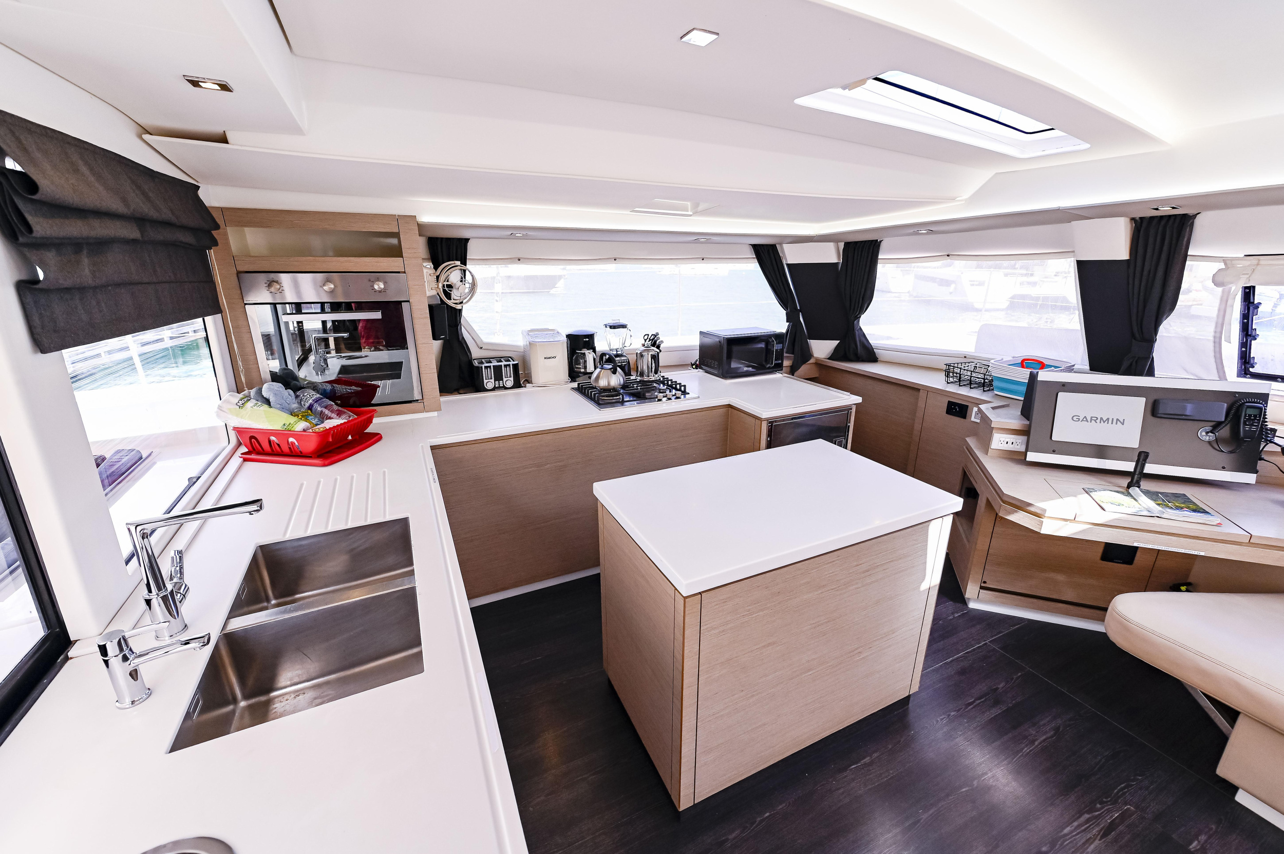 Fountaine Pajot Saba 50 (Owner's Version) — photo 6