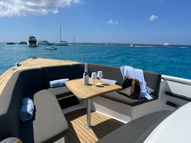 Fjord 38 Express — photo 16