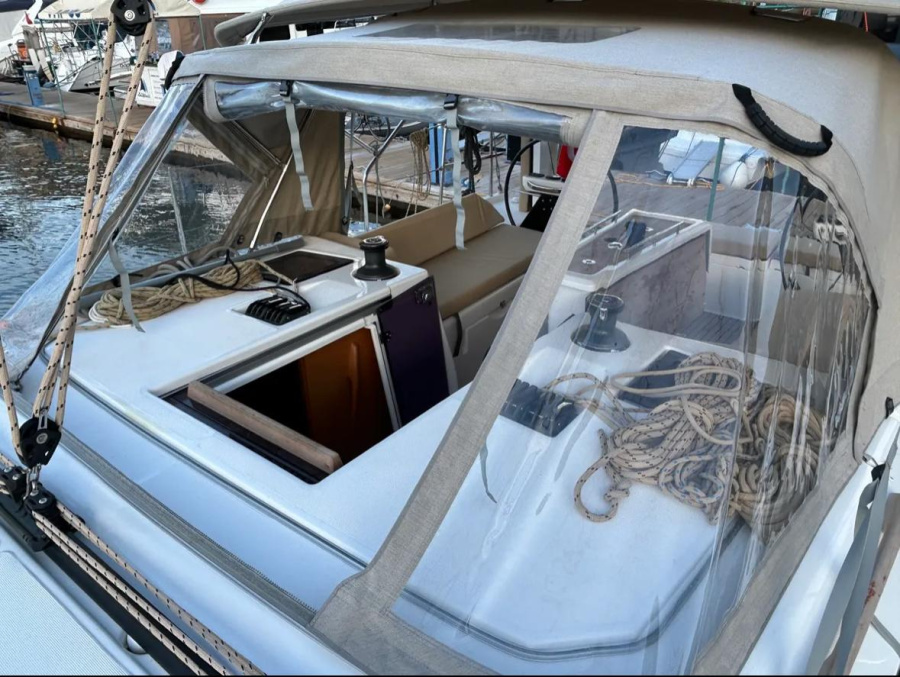 Dufour 390 Grand Large — photo 10