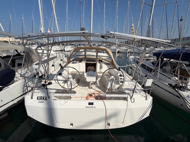 Bavaria C 42 — photo 1