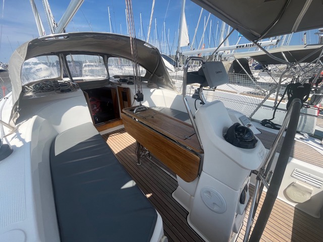 Bavaria Cruiser 33 — photo 5