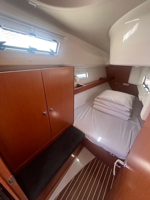 Bavaria Cruiser 33 — photo 9