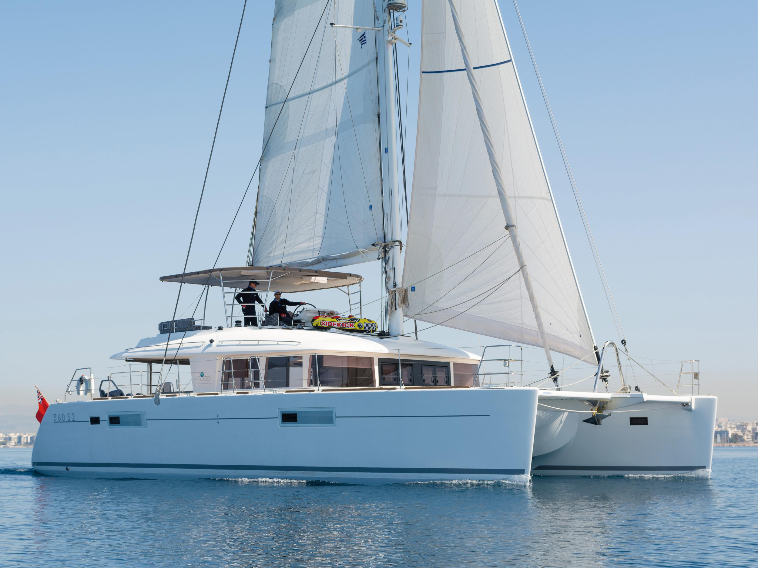 Lagoon 560 — photo 34