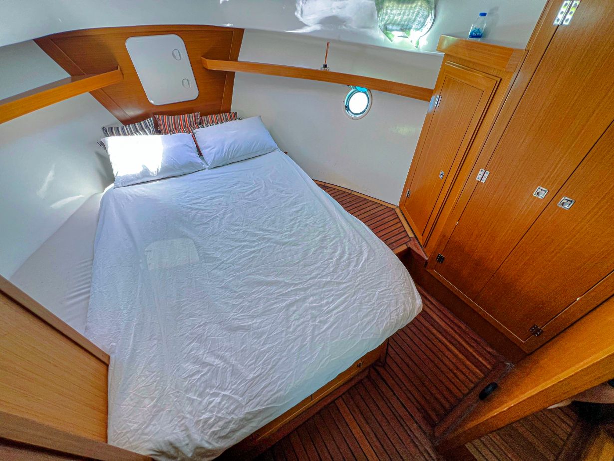 Motoryacht — photo 10
