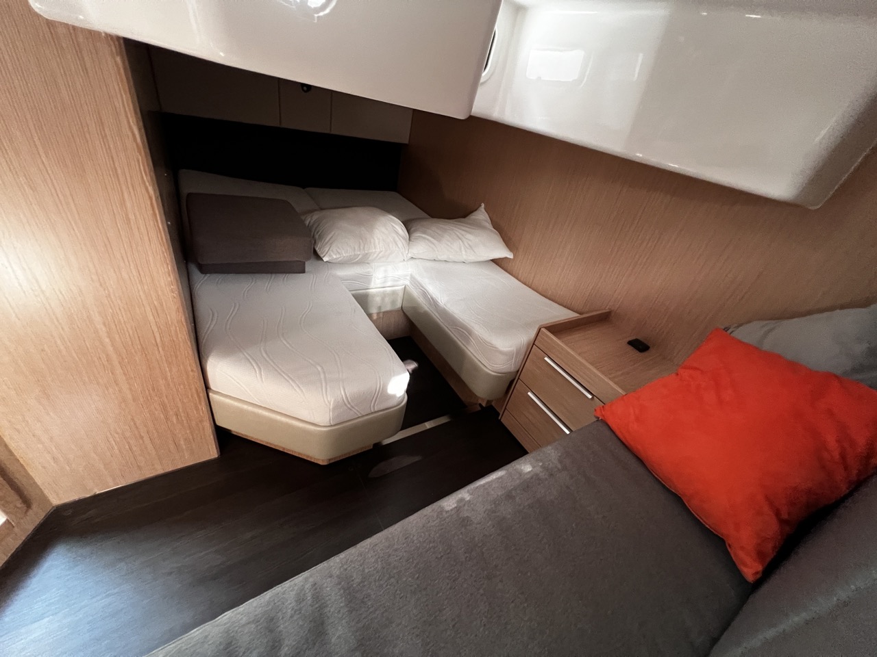 Bavaria S33 HT — photo 4