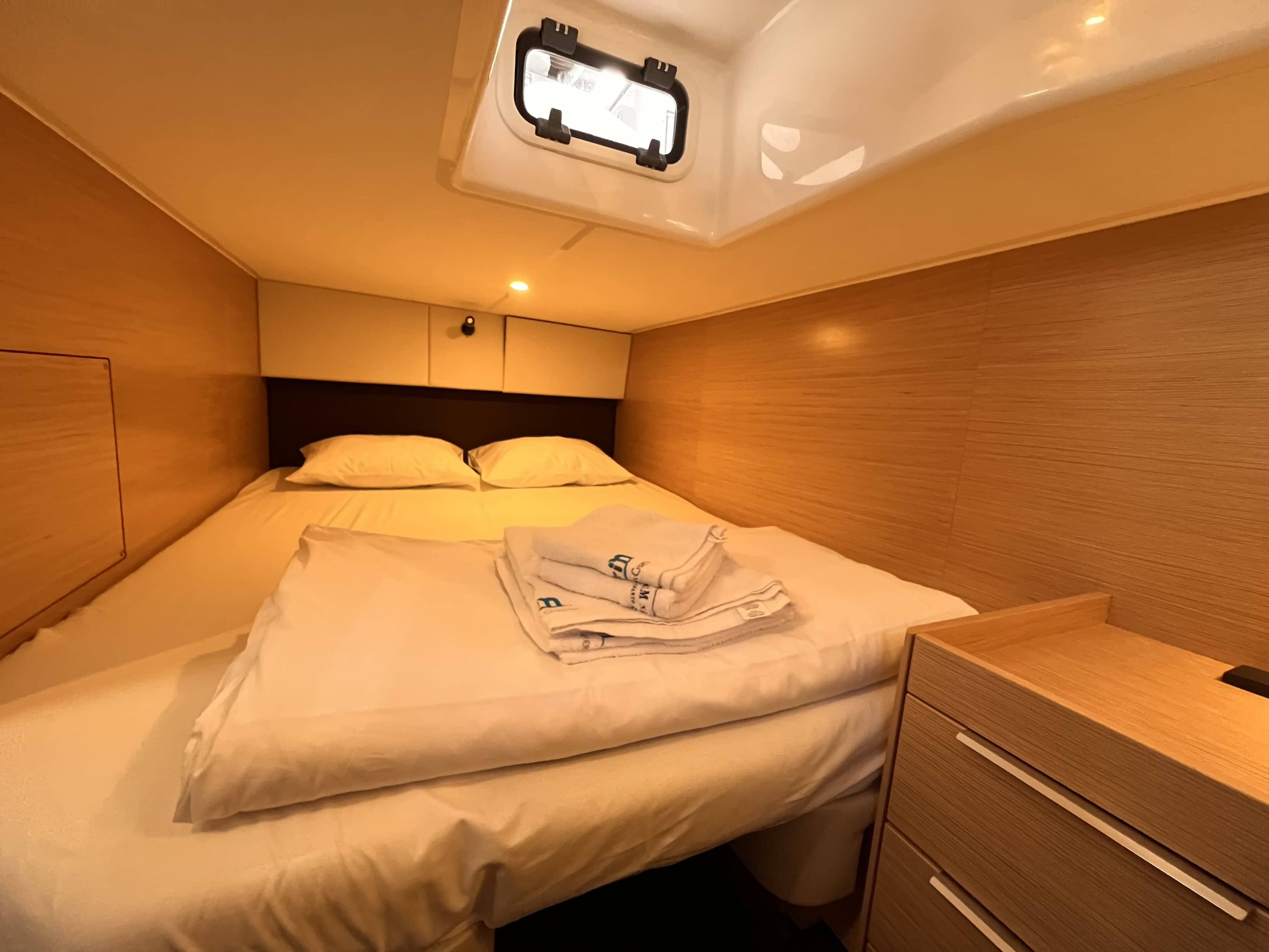 Bavaria S33 HT — photo 6