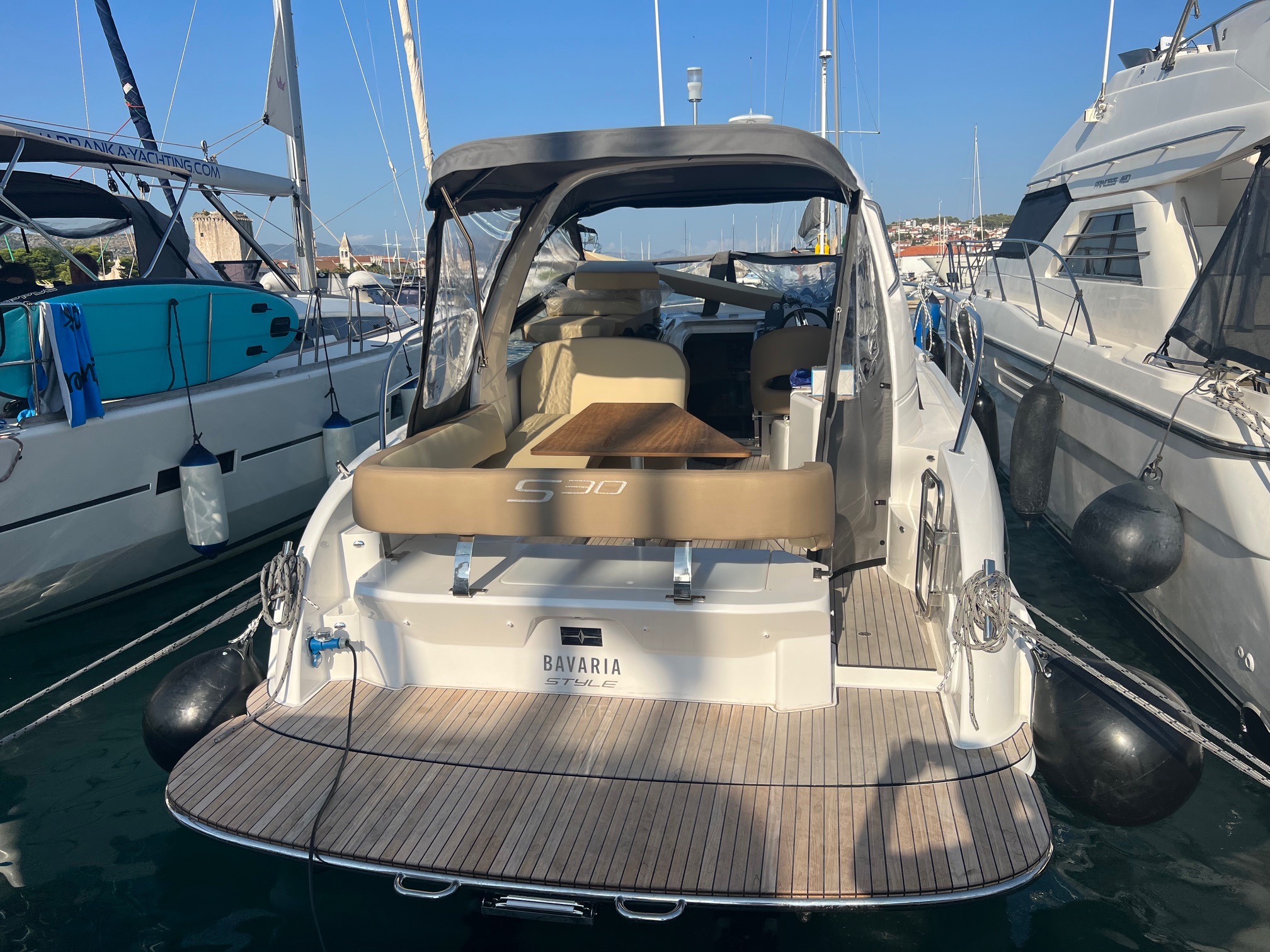 Bavaria S30 — photo 8