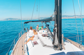 Bavaria 49 — photo 6