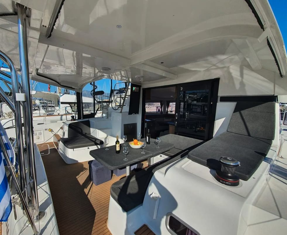 Lagoon 42 S — photo 7