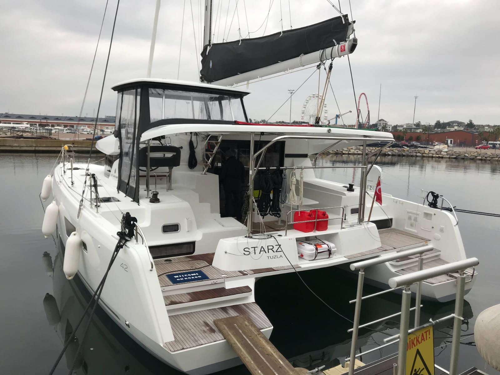 Lagoon 42 S — photo 6