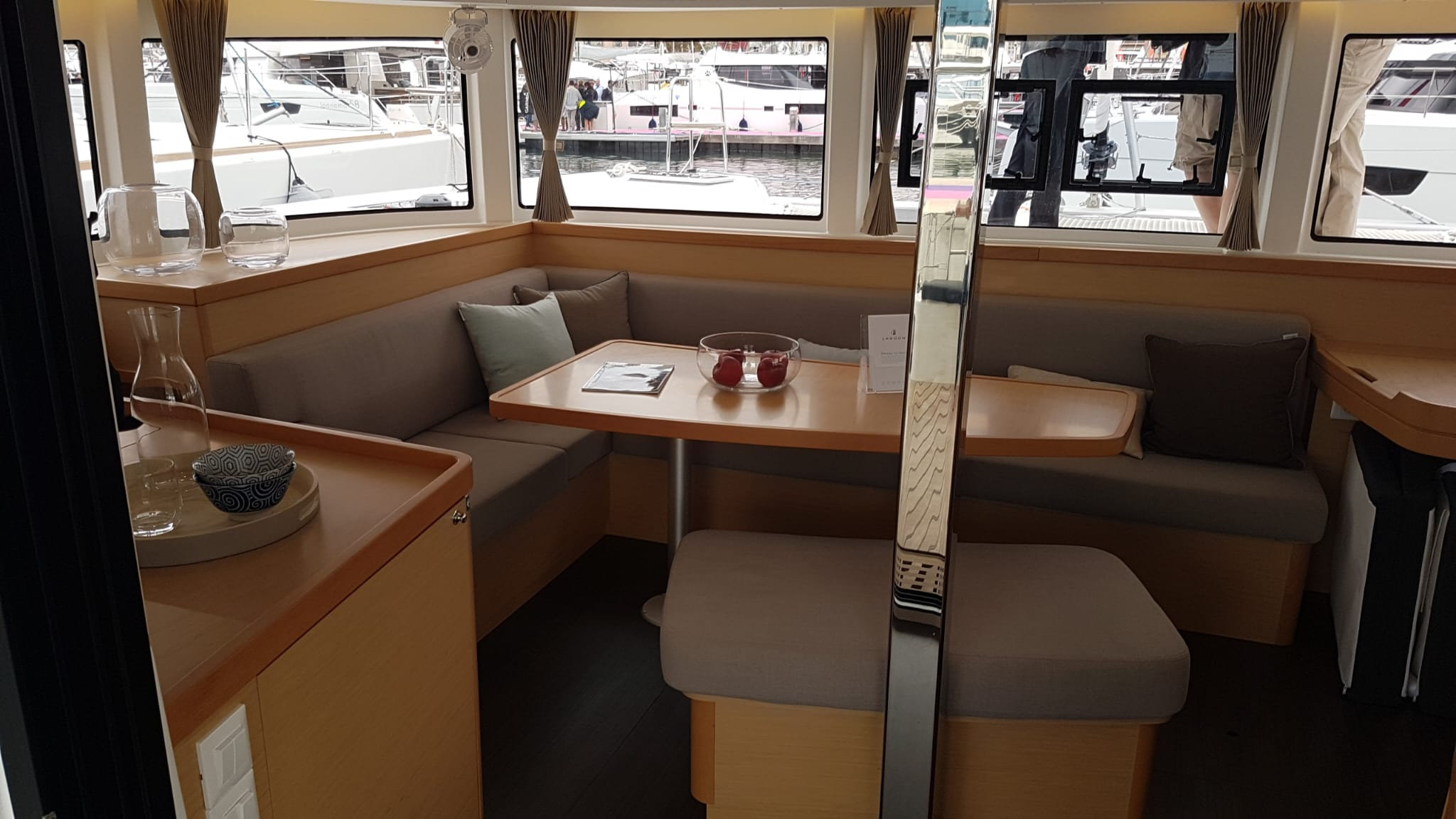 Lagoon 42 S — photo 17