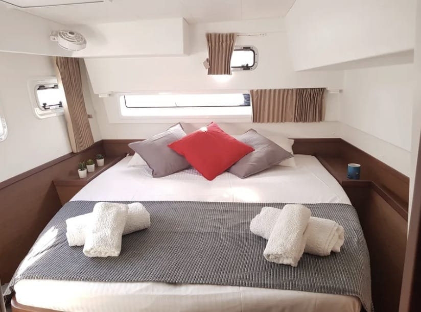 Lagoon 42 S — photo 32