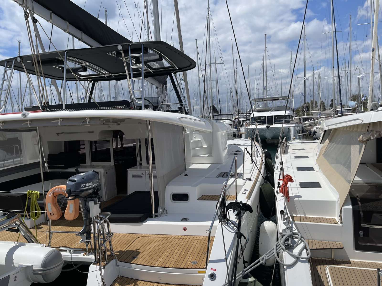Lagoon 450 F — photo 16