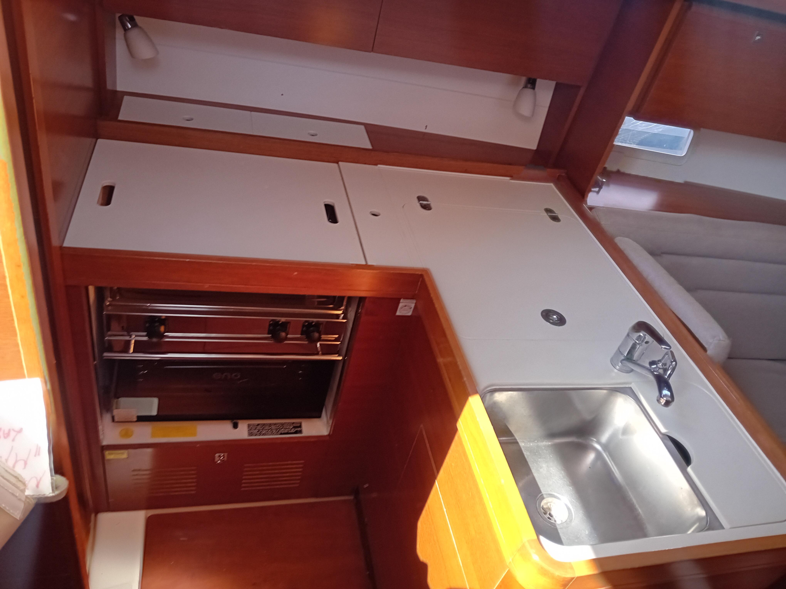 Dufour 350 GL — photo 6