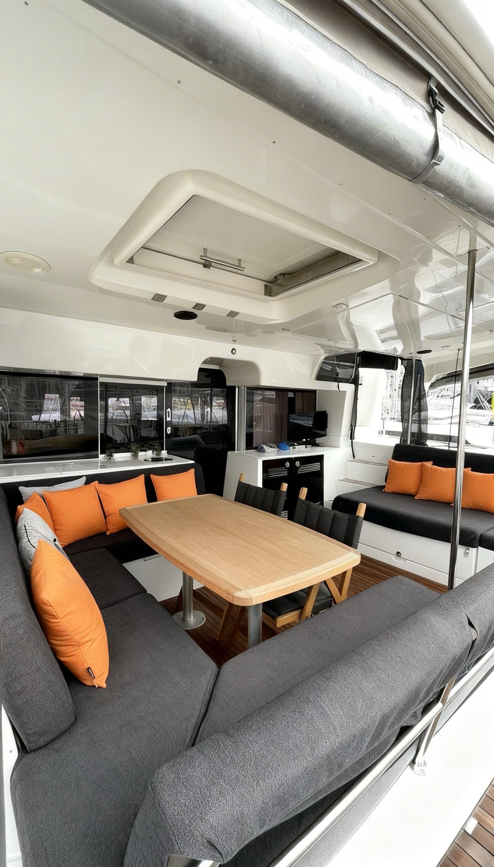 Lagoon 450 Fly — photo 13