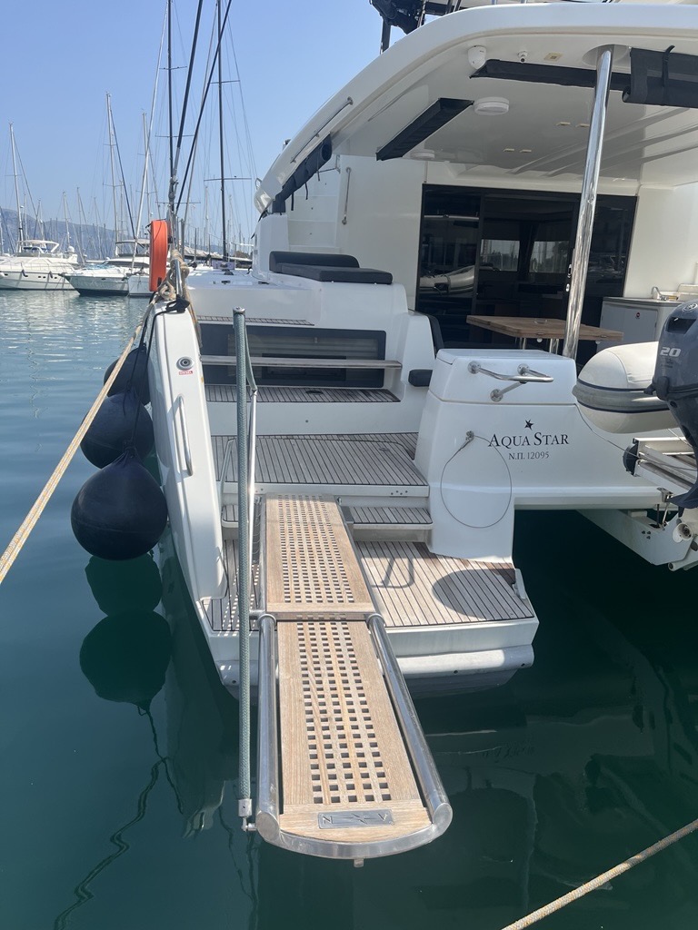Lagoon 50 — photo 4