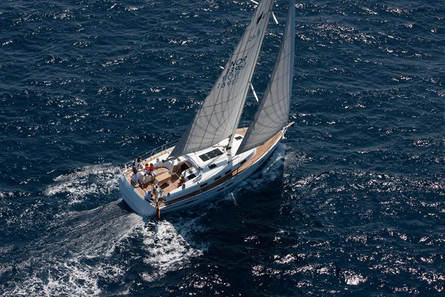 Bavaria 45 Cruiser — photo 6