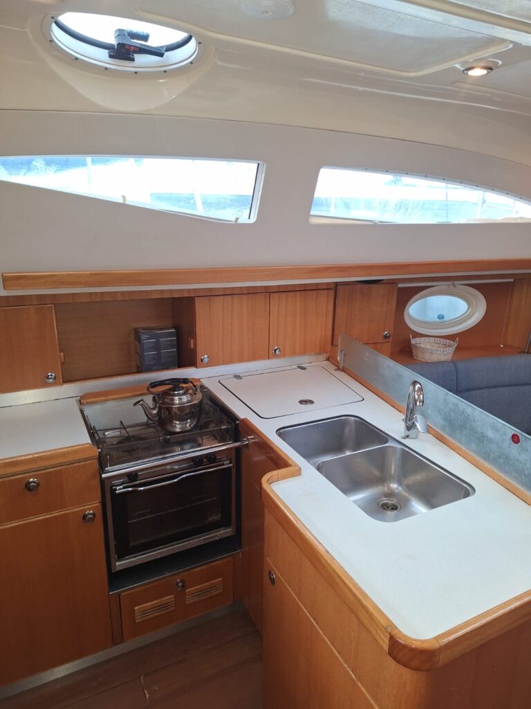 Elan 38 — photo 4