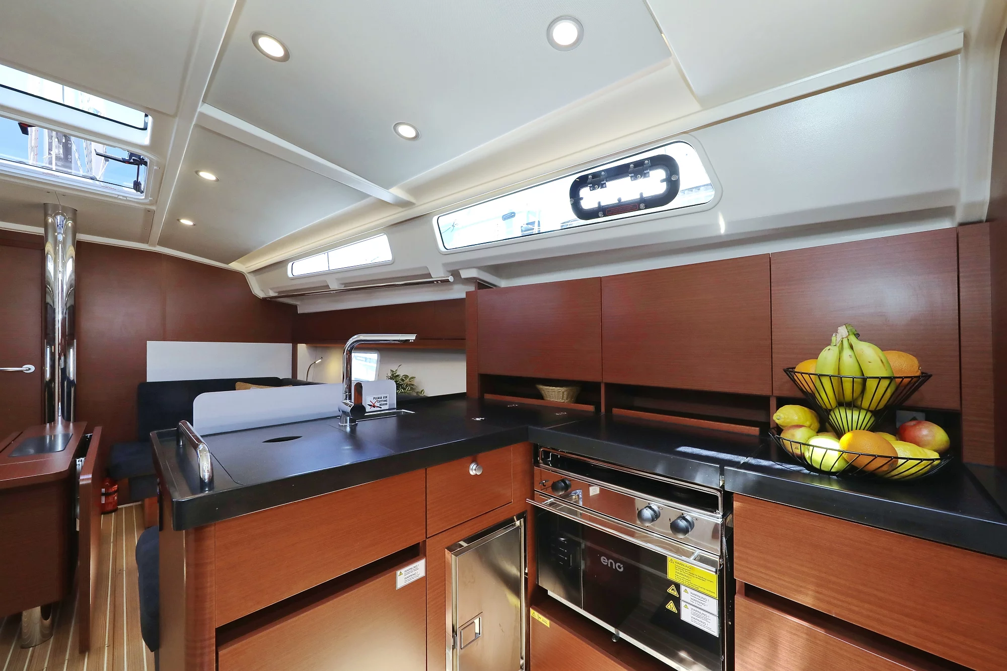 Hanse 418 (NIKE)  - 23