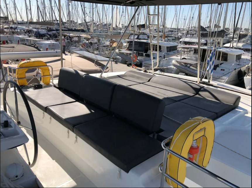 Lagoon 50 — photo 5