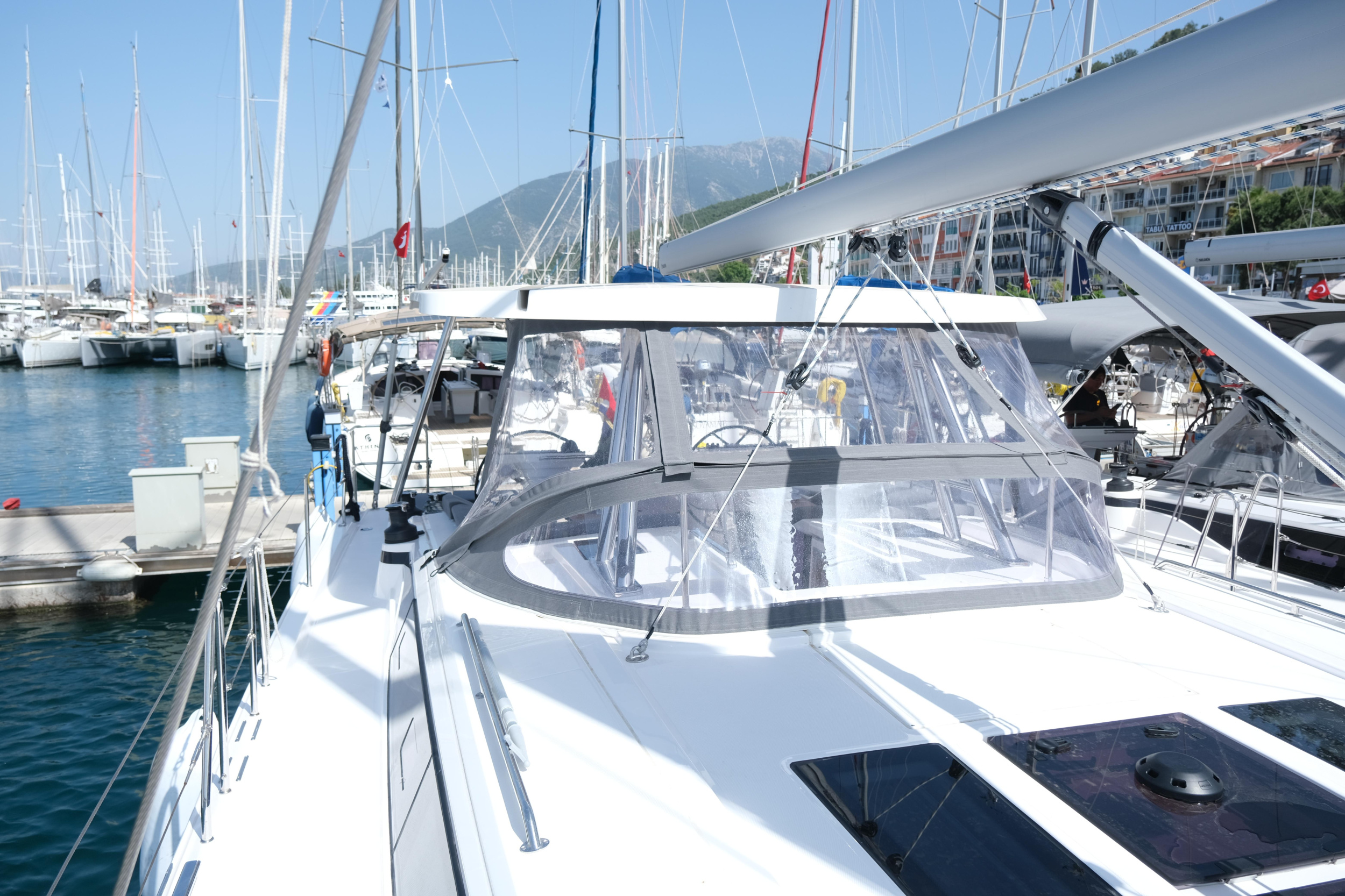 Bavaria C46 — photo 12