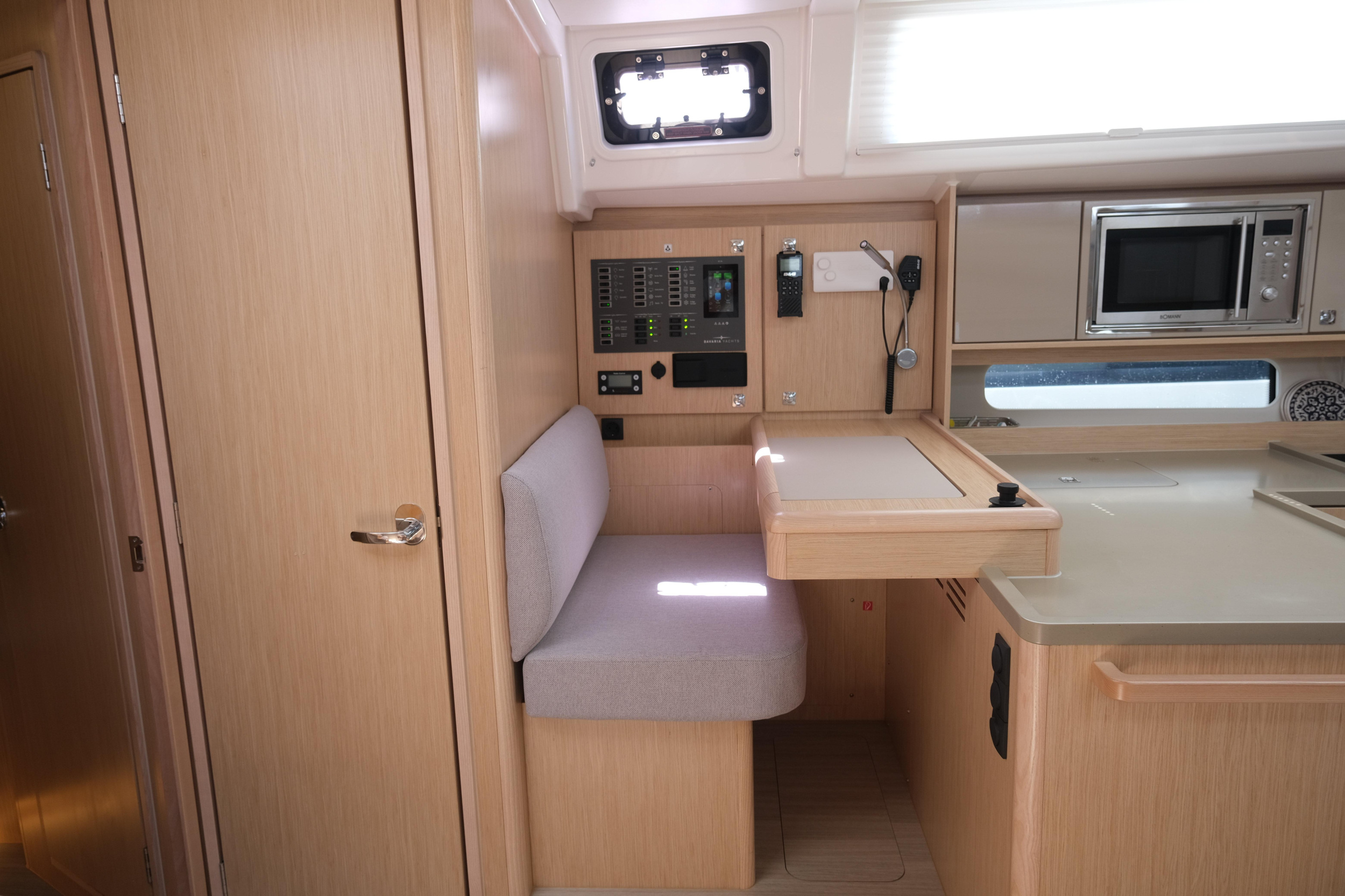 Bavaria C46 — photo 24