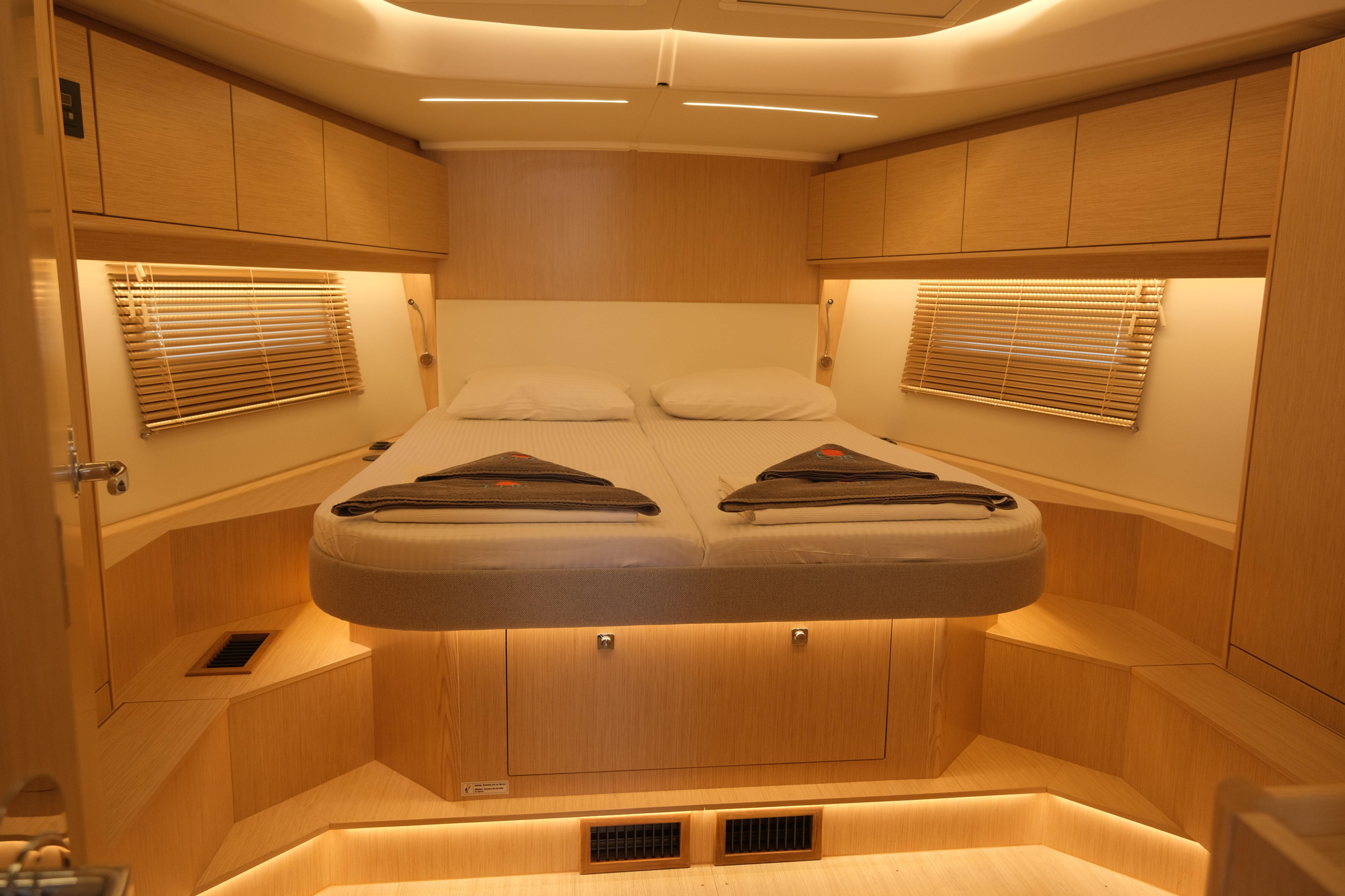Bavaria C46 — photo 19