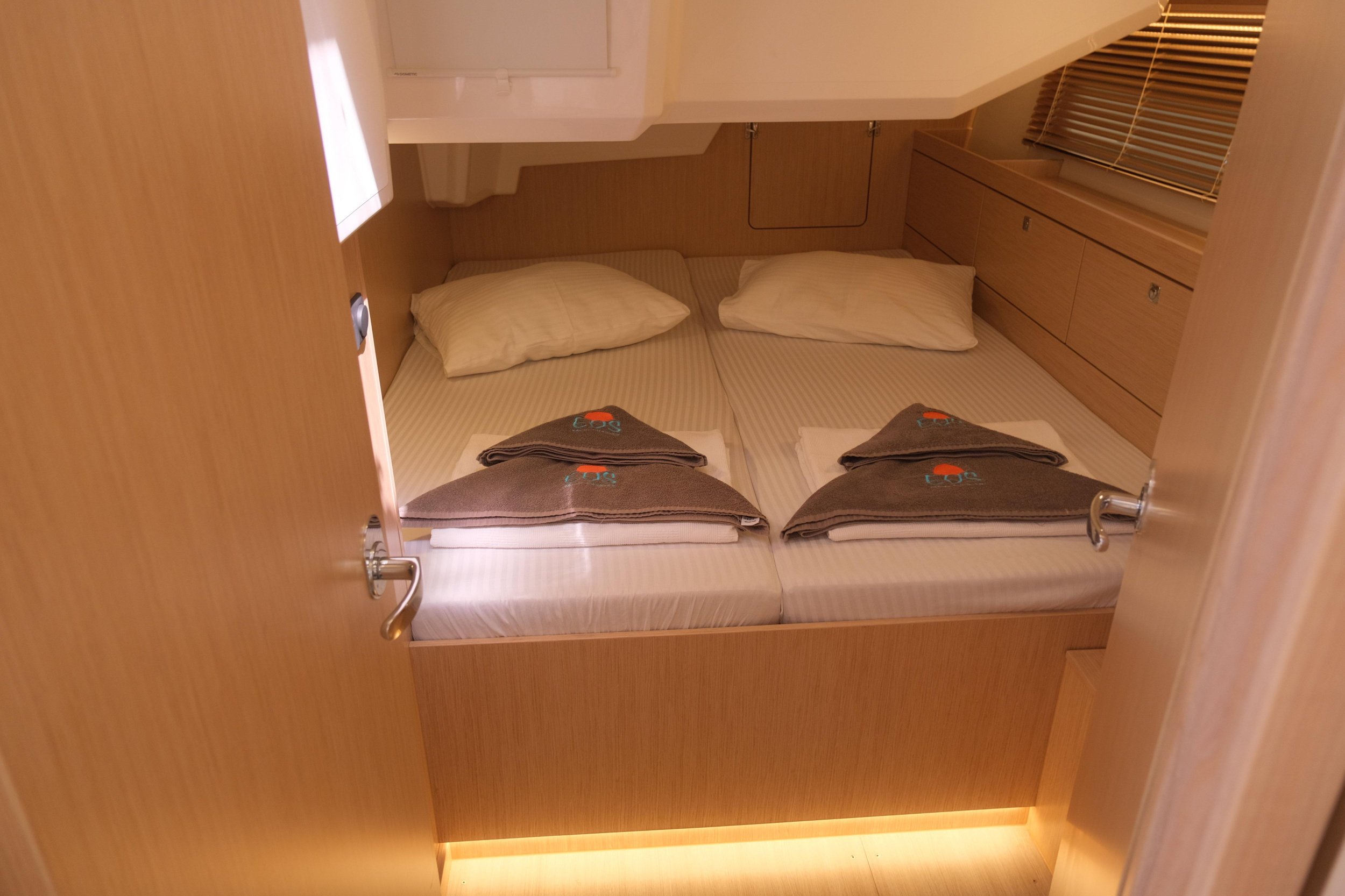 Bavaria C46 — photo 5